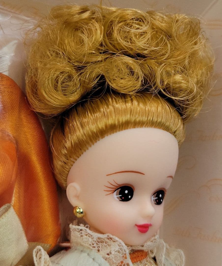 ■20thファッションヒストリー（1900年代)　リカちゃん