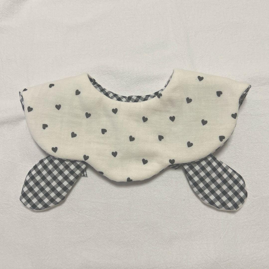 18 ハンドメイドスタイ　うさ耳　ハート　リボン　ベビースタイ