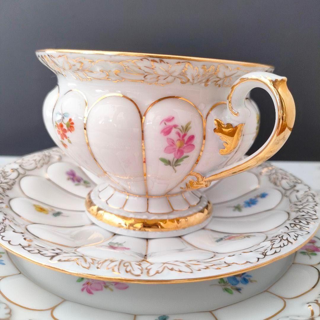 【1級品】MEISSENマイセン Xフォーム宮廷の小花 トリオ カップ＆ソーサー