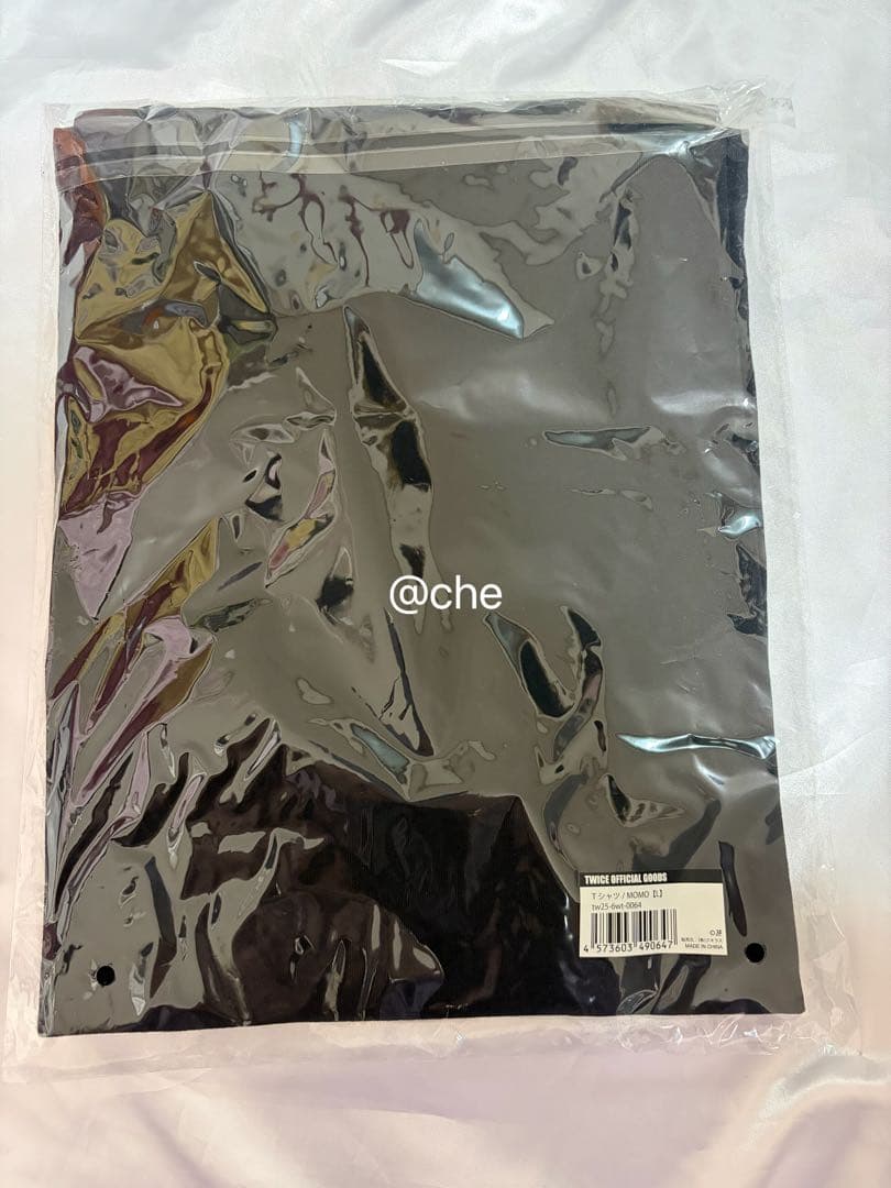 TWICE THIS IS FOR Tシャツ　モモ