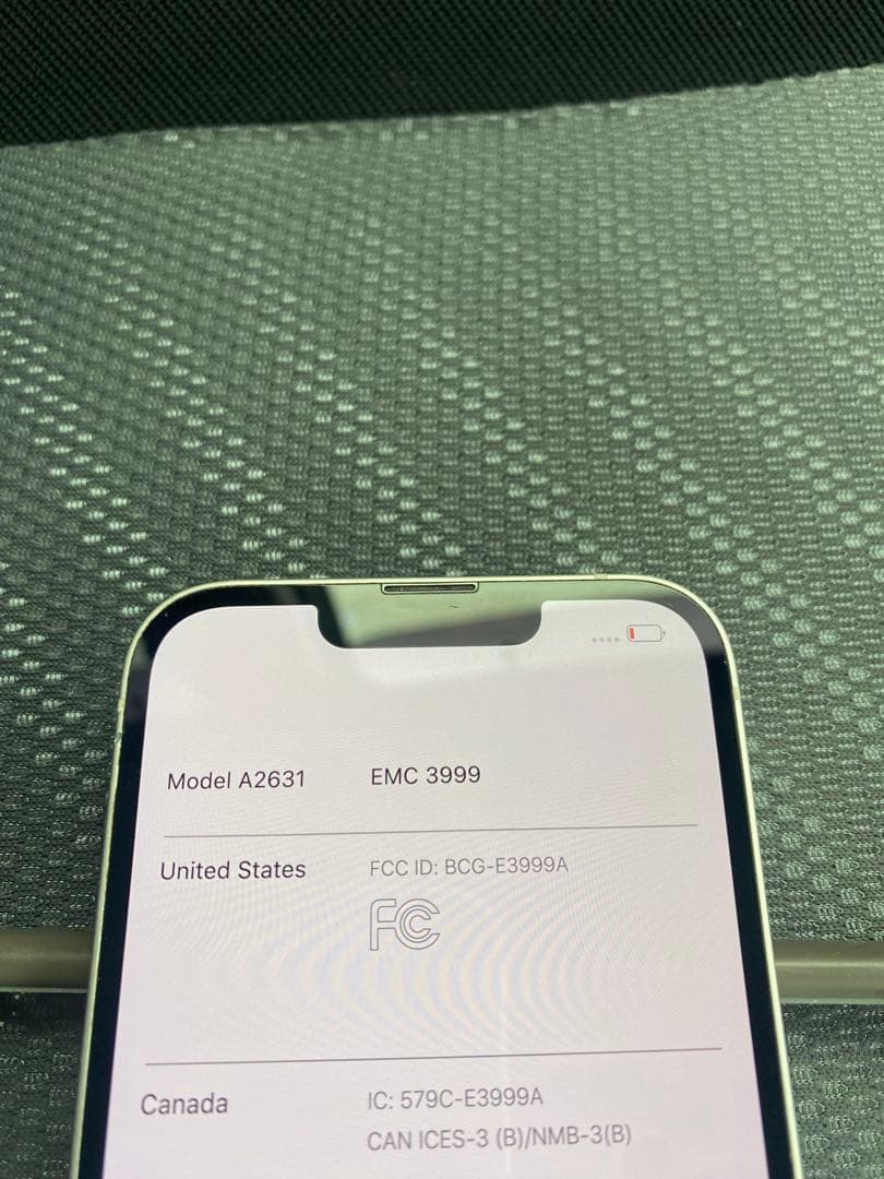 ジャンク品iPhone 13本体　部品取り用