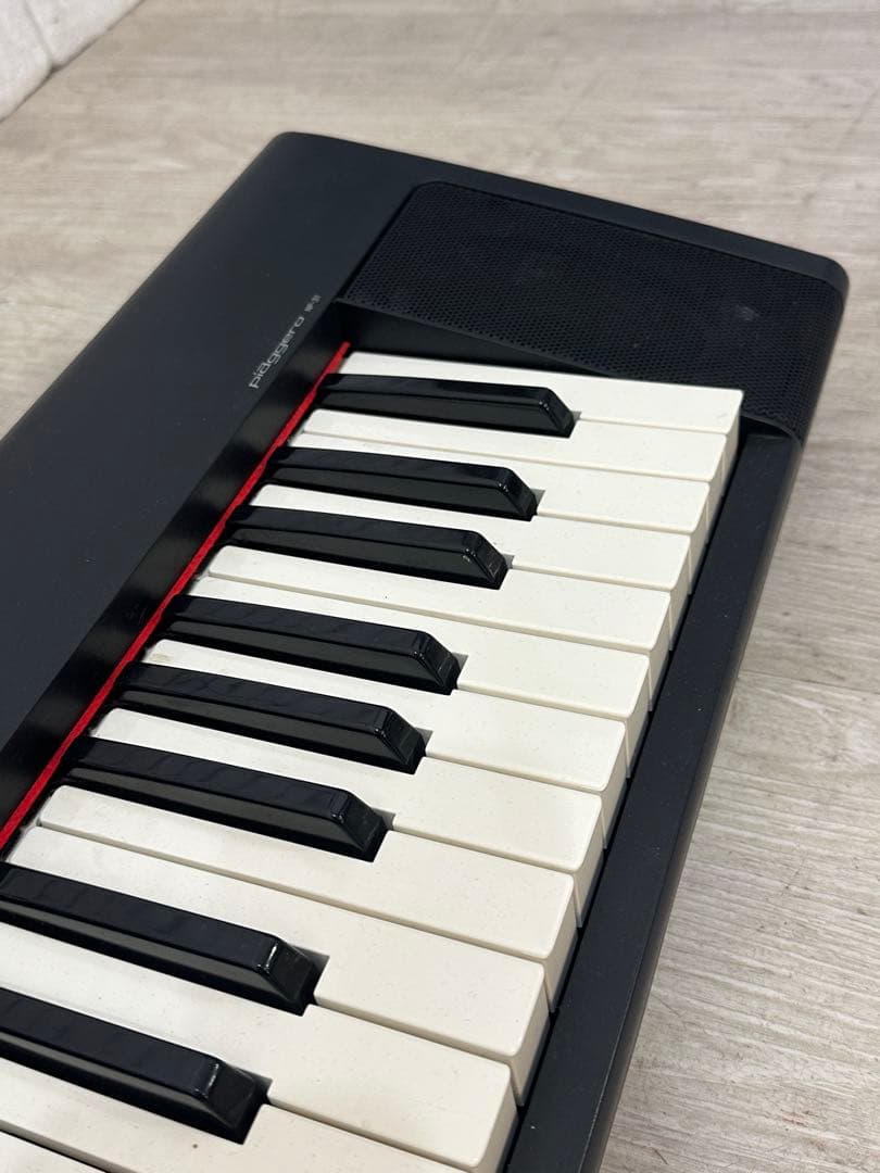 【東京都23区配送無料】ヤマハ　電子　ピアノ　キーボード　NP-31 デジタル