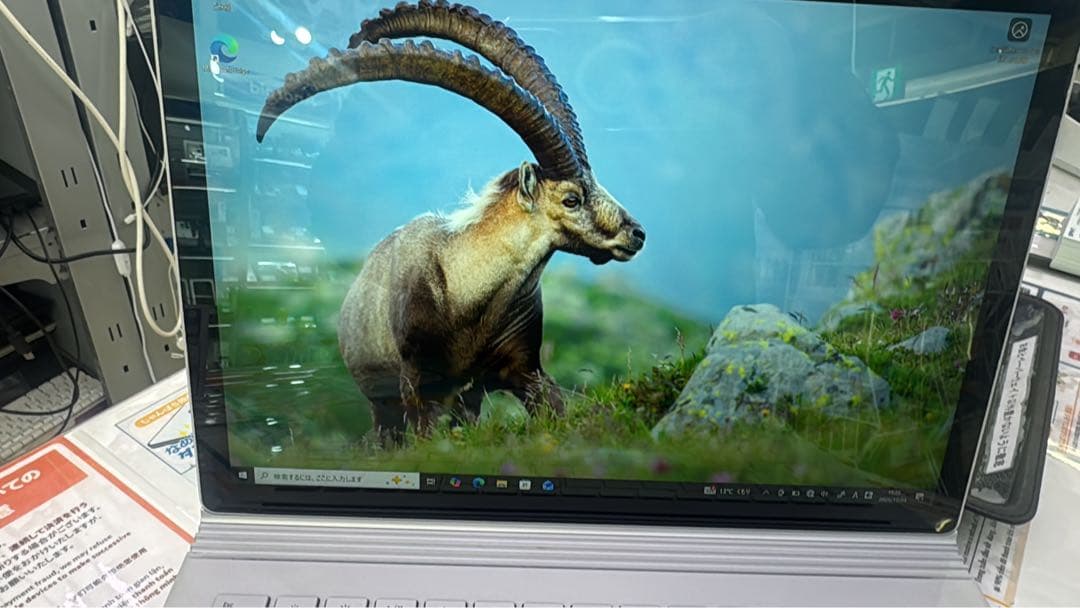 Surface Pro 12.3インチ シルバー(i5 8G 256G]