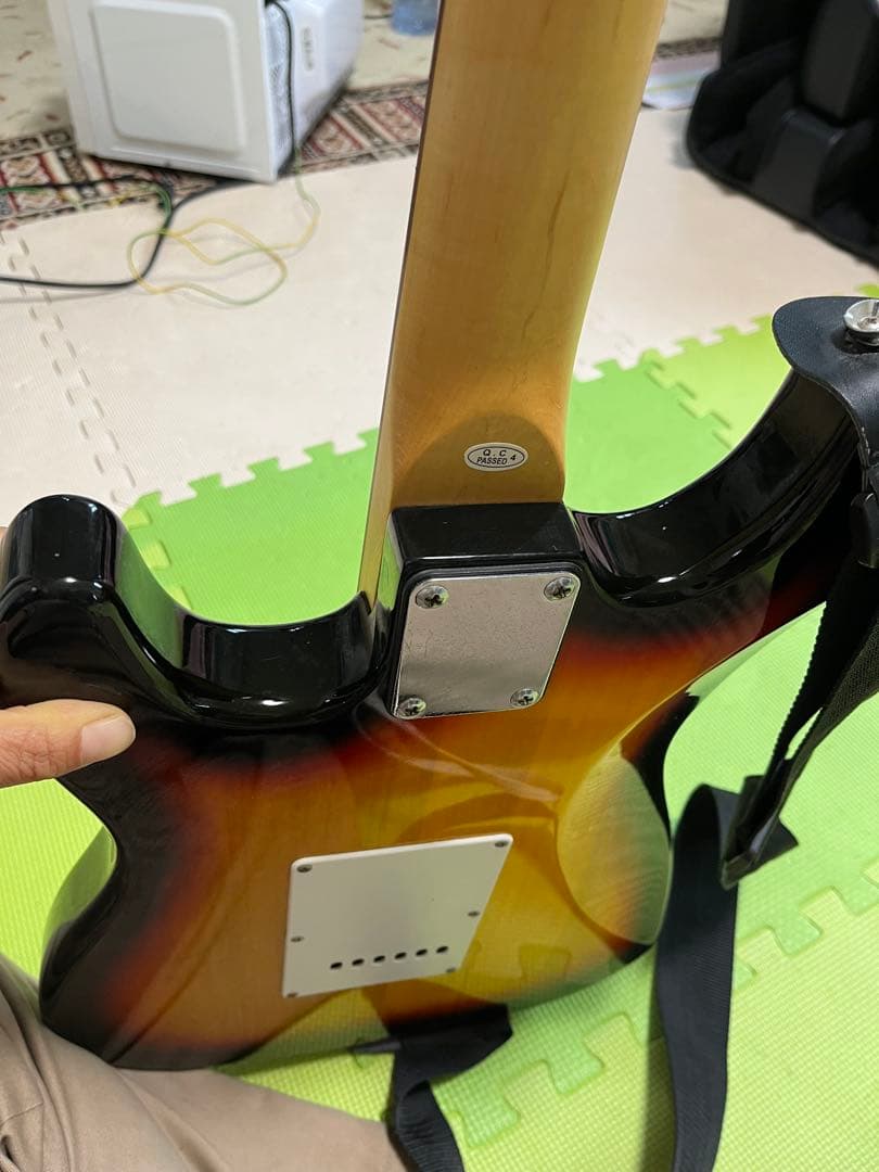 Selder（セルダー）　エレキギター