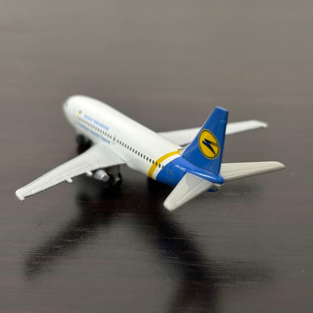【数量限定】 国際航空 B737-200 Herpa 1/500