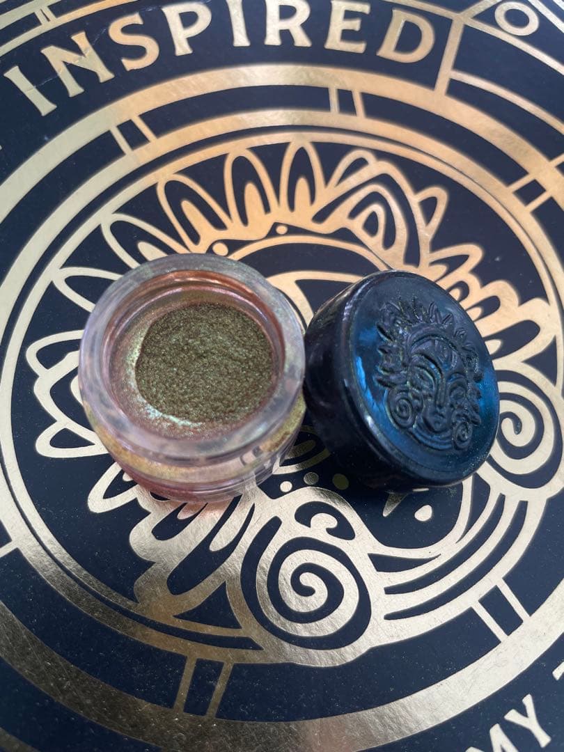 【5,000円お得】sigil inspired ロシアのヤバい粉 17色セット