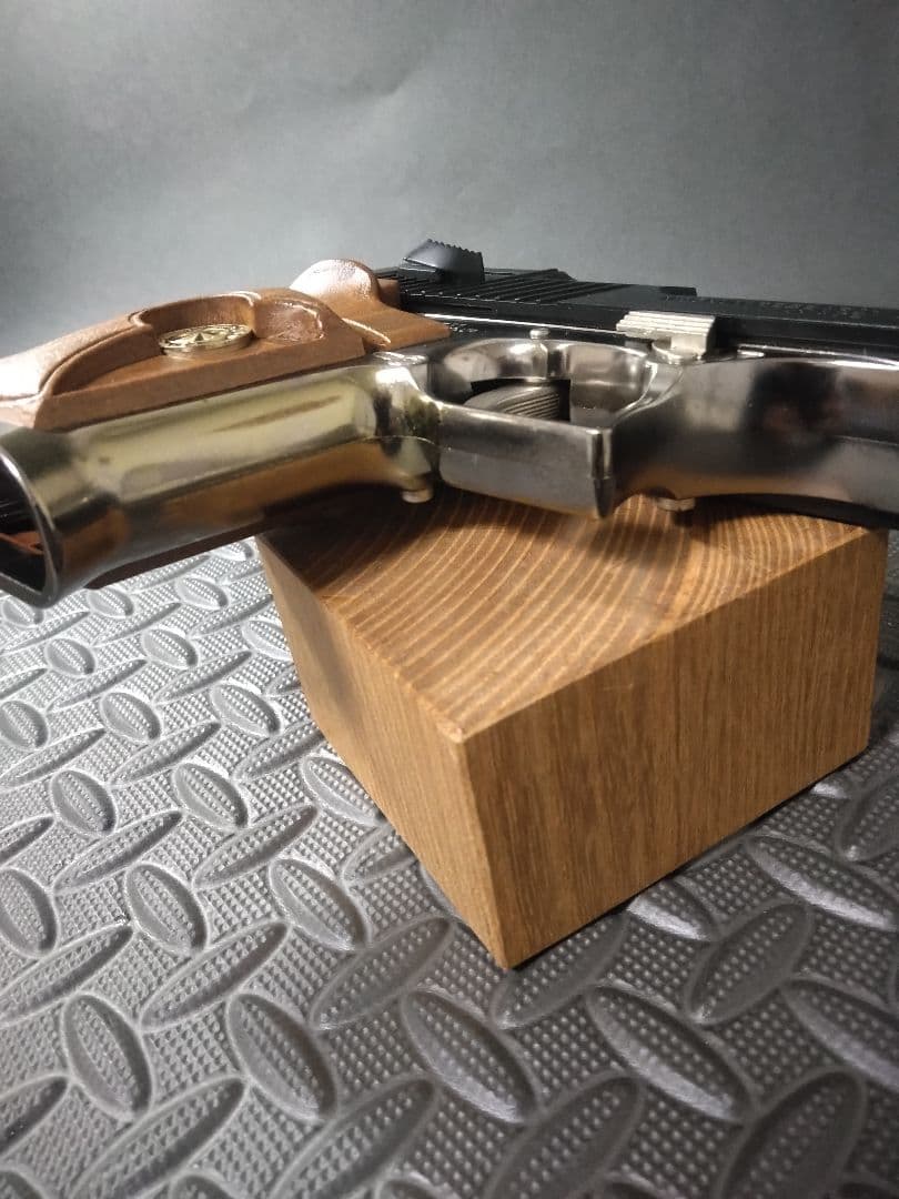 東京マルイ　バイオハザード2　10インチカスタム　デザートイーグル　50AE