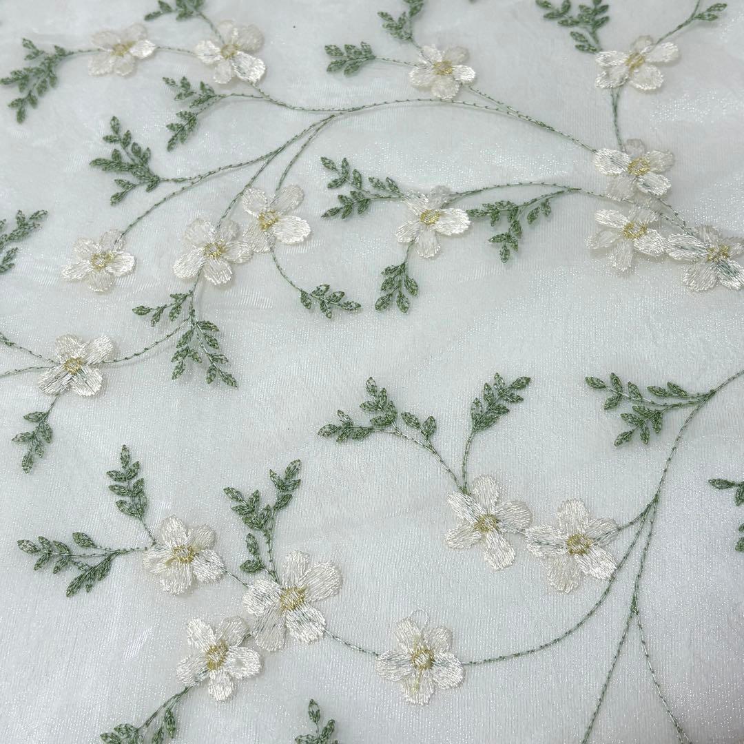 【はるえちゃん】レースカフェカーテン　刺繍　ご案内用