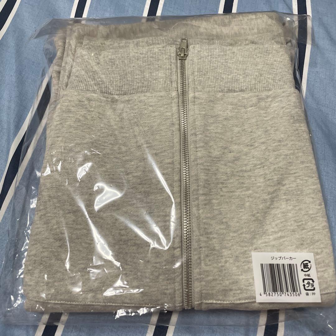 なにわ男子1st DOME LIVE\"VoyAGE ジップパーカー