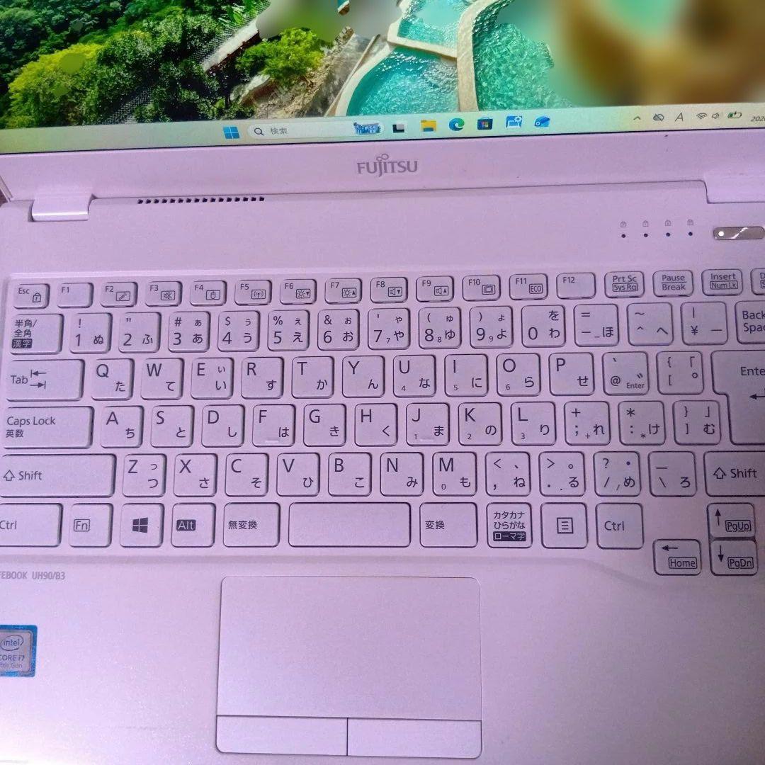 Z② 富士通　ＦＭＶＵ9B3WDA　UH90/B3