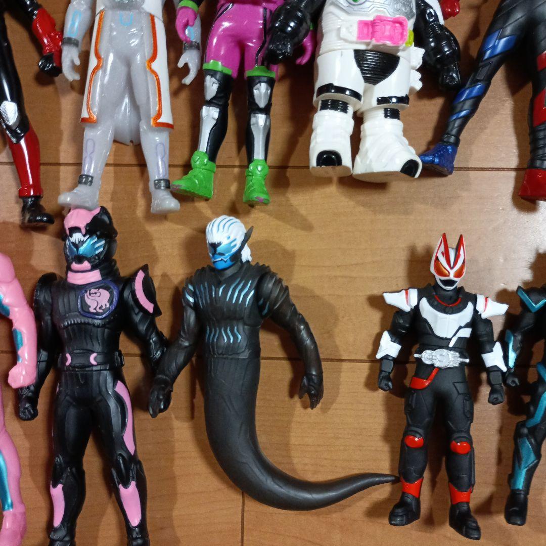 仮面ライダーソフビ52体