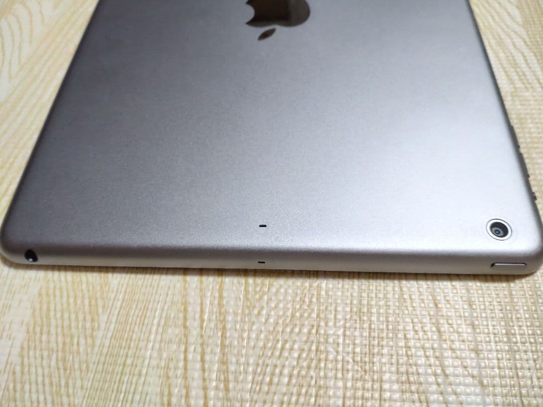 Apple iPad Air 第1世代 スペースグレイ Wi-Fi 128GB