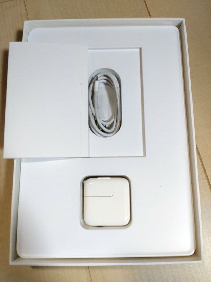 Apple iPad Air 第1世代 スペースグレイ Wi-Fi 128GB