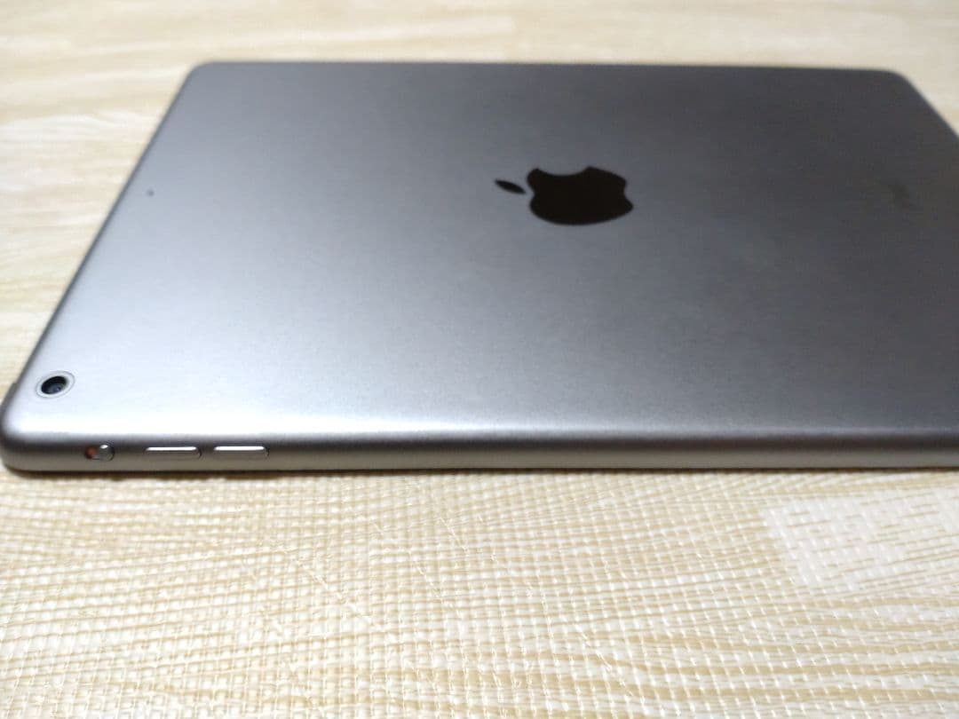 Apple iPad Air 第1世代 スペースグレイ Wi-Fi 128GB