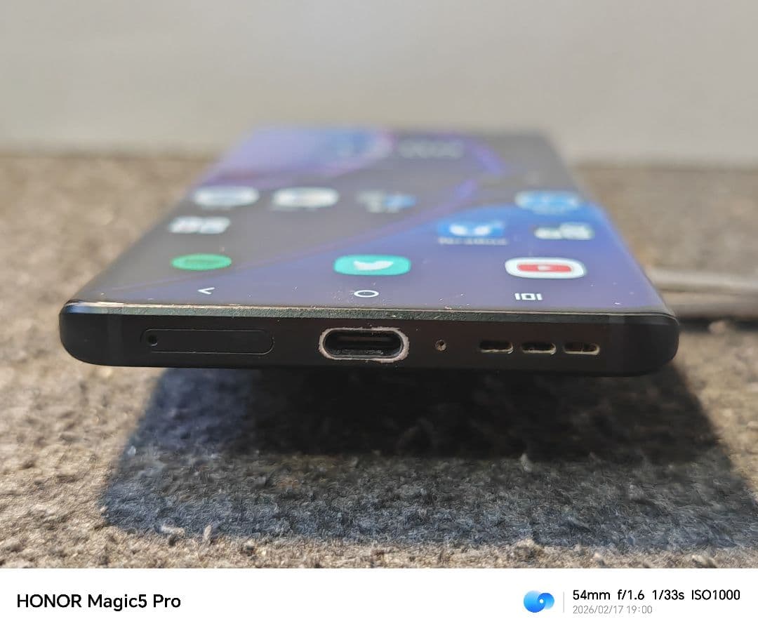 【ジャンク】motorola Edge40 国内版SIMフリー