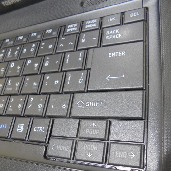 東芝 14型ワイドノートPC dynabook B240/22A／Win7-64