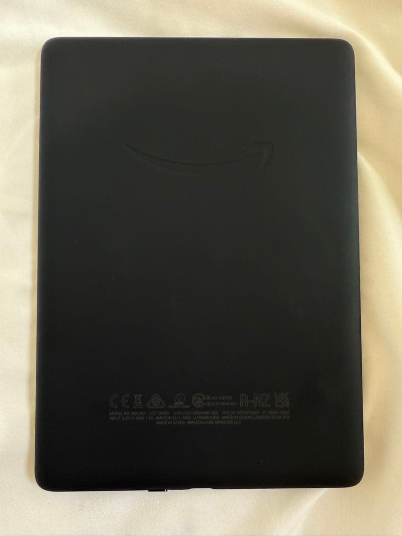 【Kindle Paperwhite】 16GB 6.8インチ+保護フィルム付