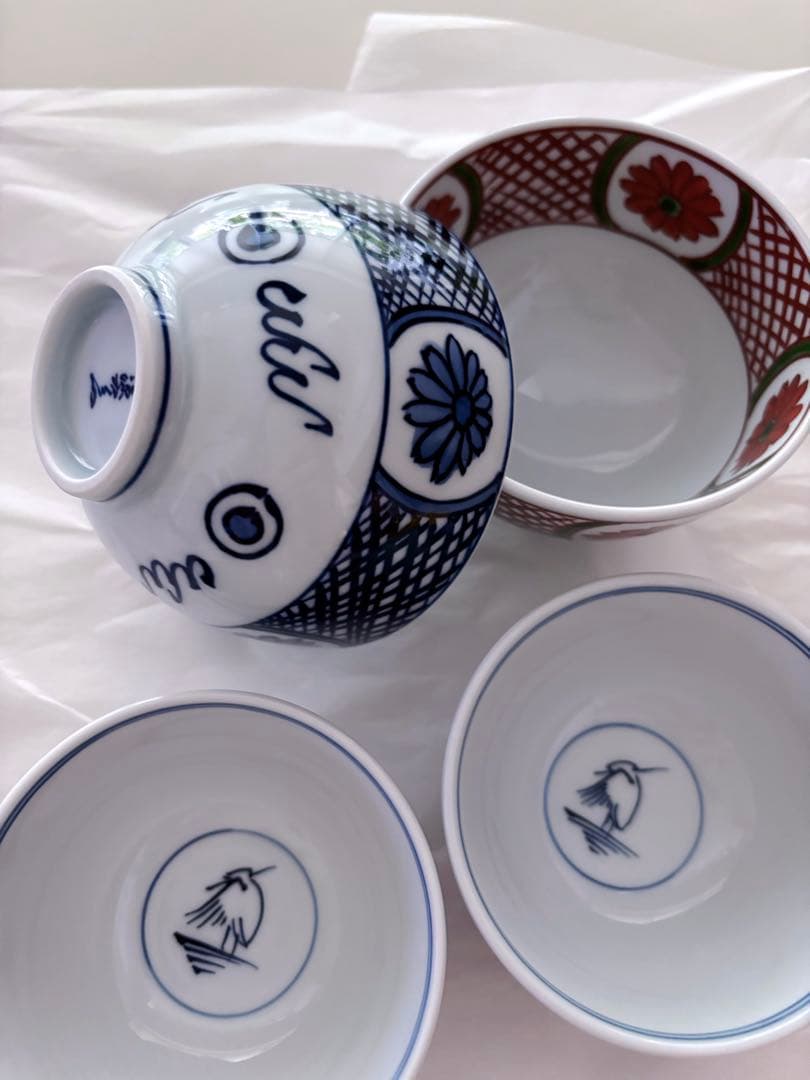 源右衛門　染付菊絵飯碗2点　染付岩牡丹絵　　　 小鉢2点