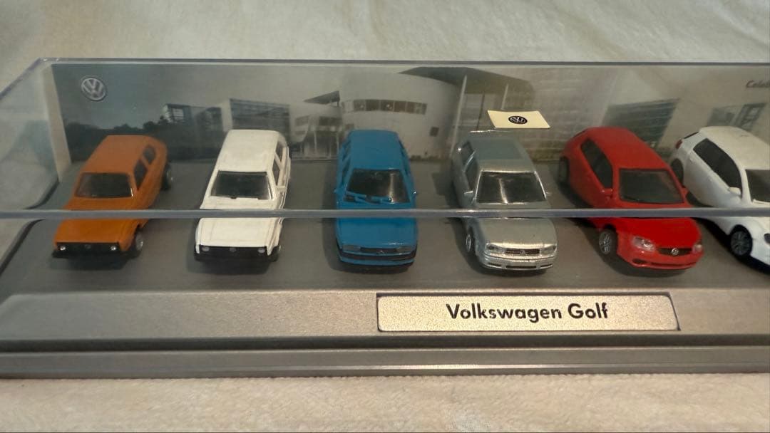 値下げ中 Volkswagen Golf ミニカー7台セット