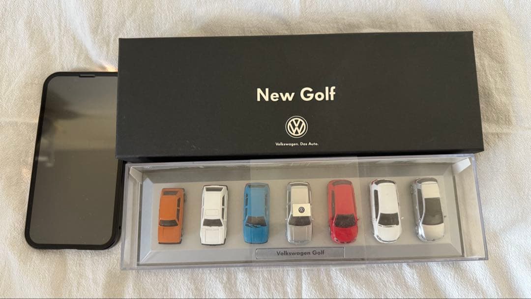 値下げ中 Volkswagen Golf ミニカー7台セット