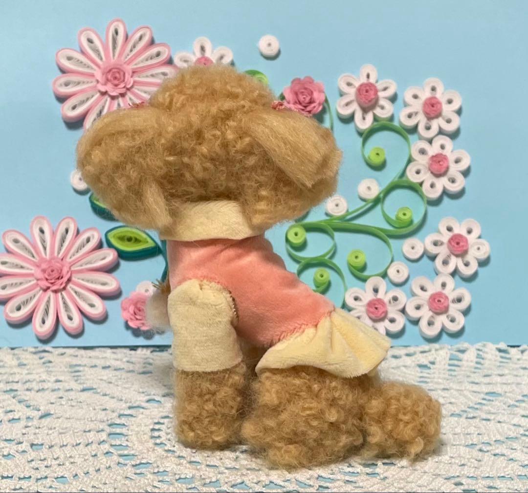 羊毛フェルト　トイプードル