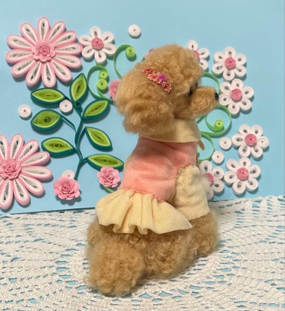 羊毛フェルト　トイプードル