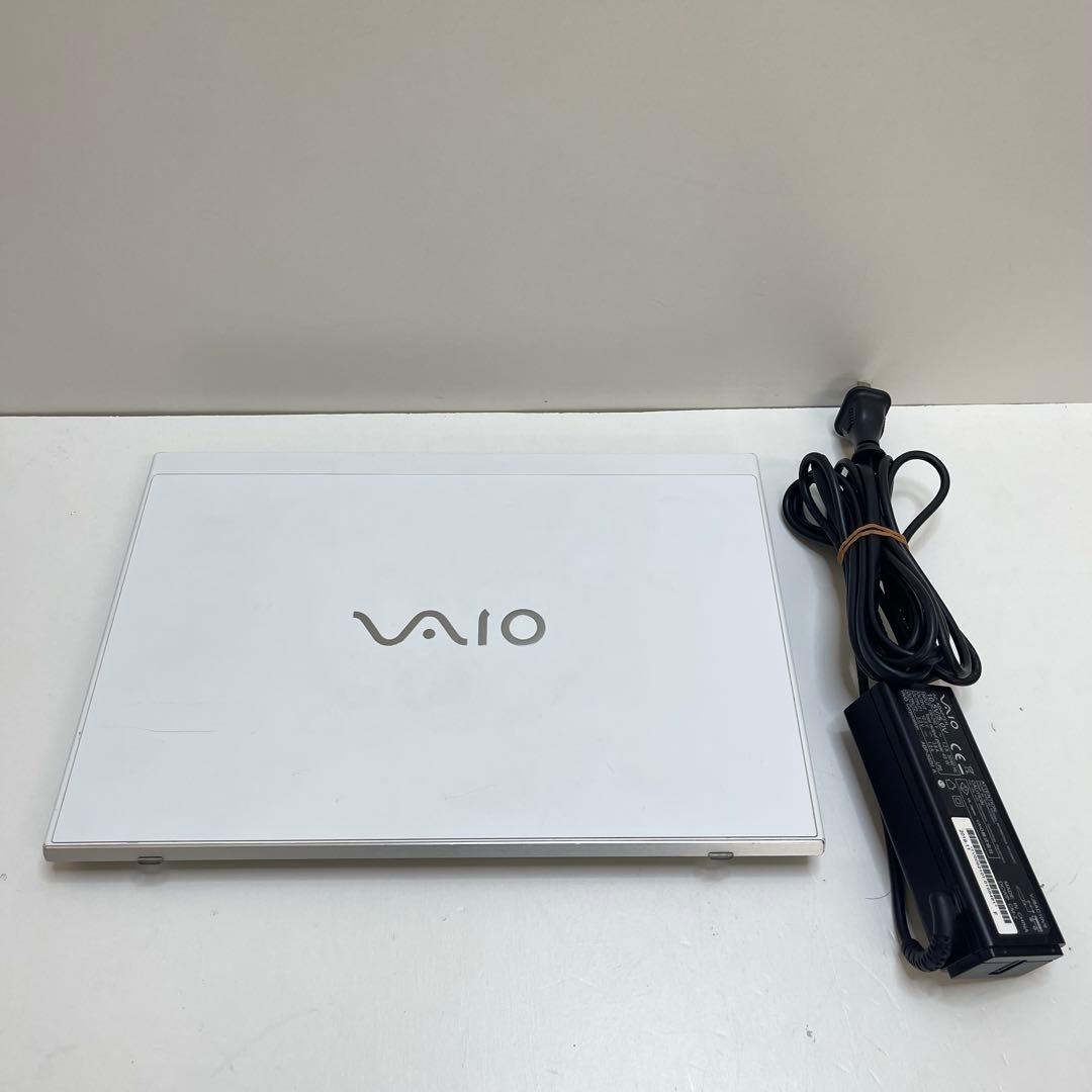 #077 VAIO VJPF11C11N i5-8250U 8GB 12インチ