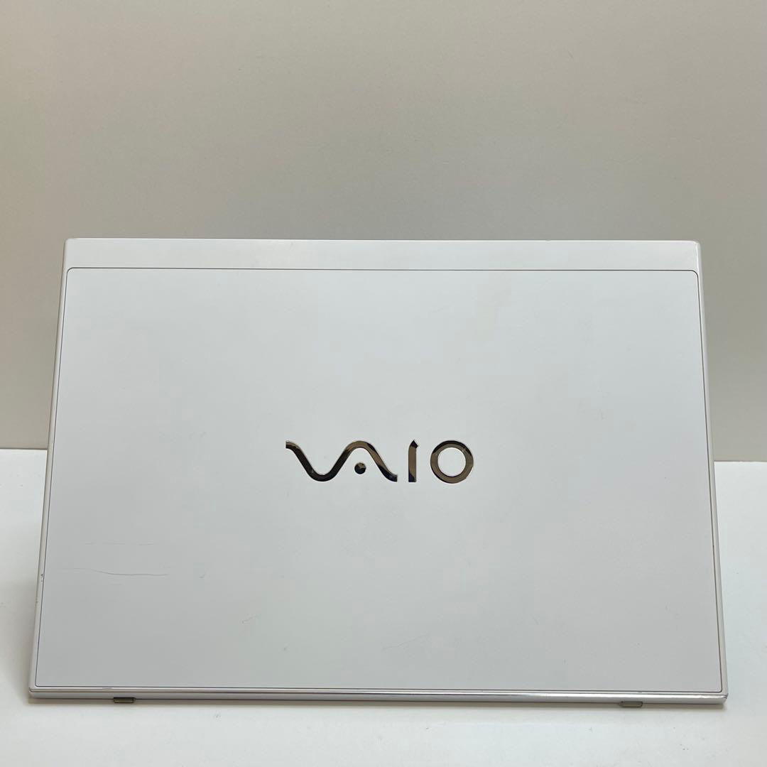 #077 VAIO VJPF11C11N i5-8250U 8GB 12インチ