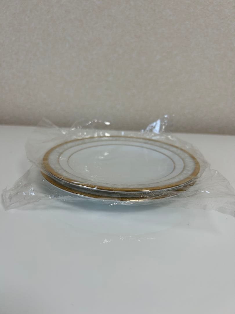 【新品】ハンプシャーゴールド 14PCディナーペアセット　半額以下