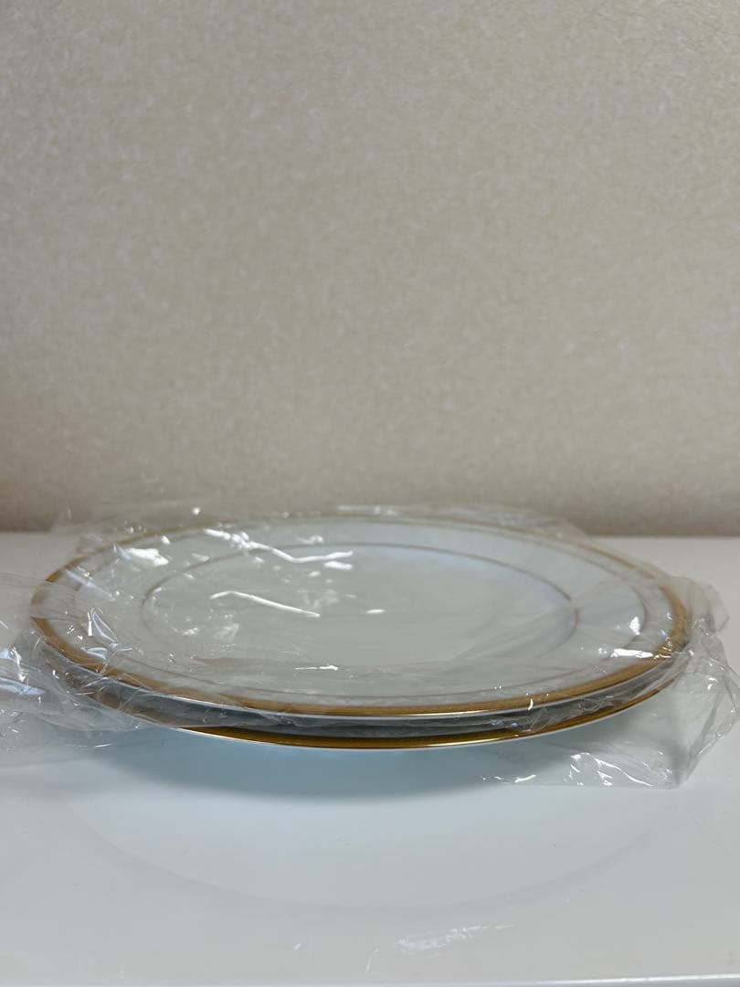 【新品】ハンプシャーゴールド 14PCディナーペアセット　半額以下