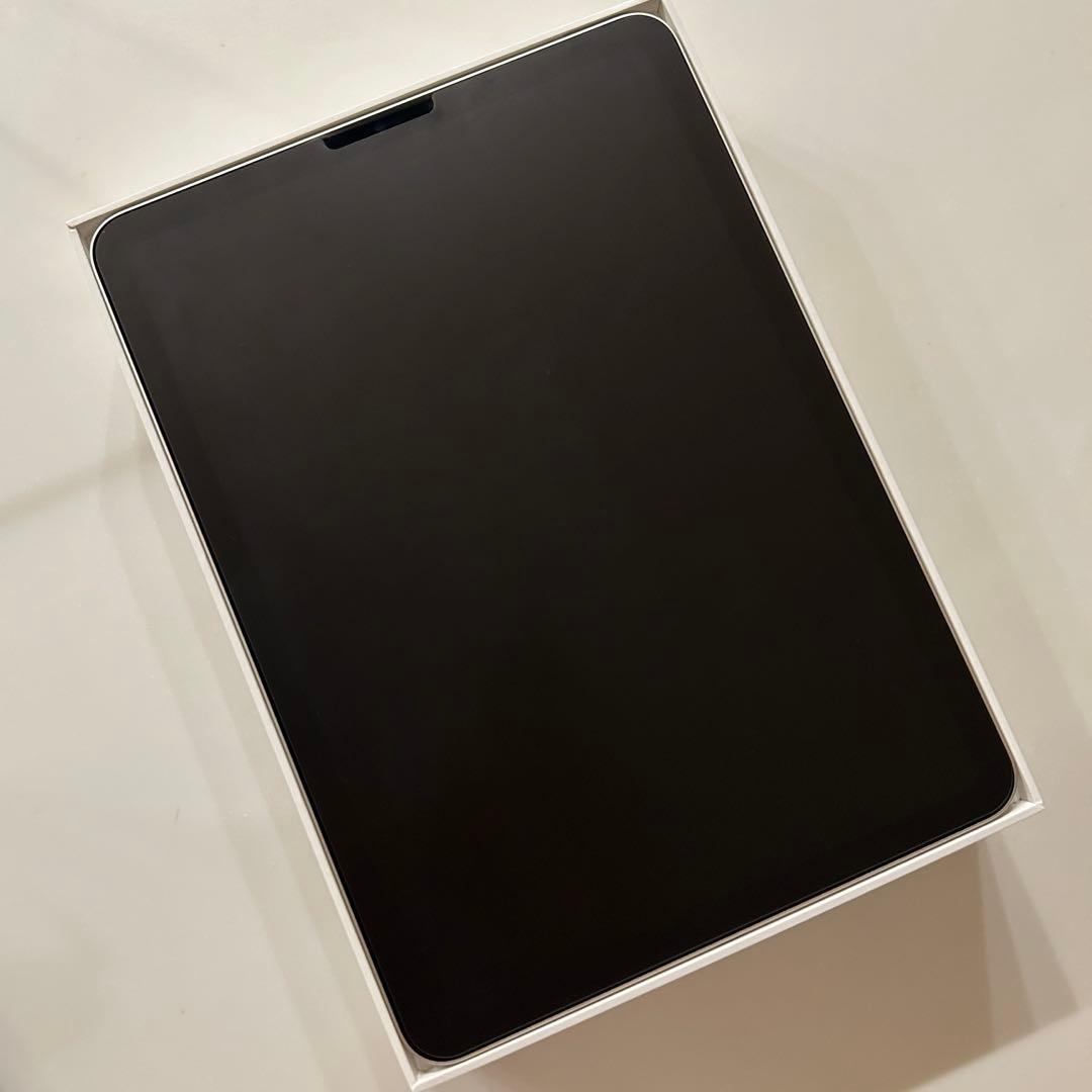 美品 iPadAir 第5世代 64GB ComboTouchバッテリー100