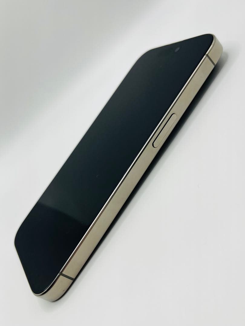 新品同様iPhone 15pro 256G 物理デュアルシム/純正新品バッテリー
