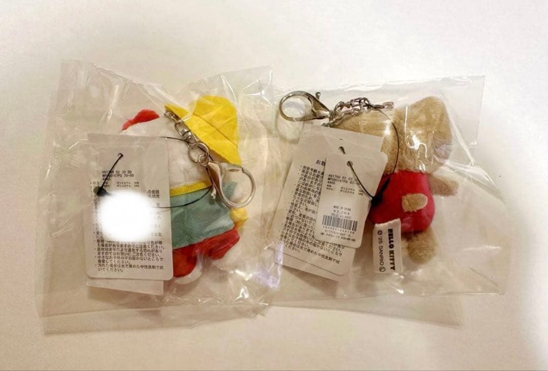 即購入可！ローリーズファーム　ハローキティ　キーホルダー