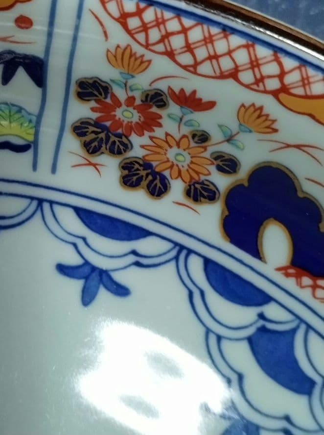 高級有田焼　古伊万里　祥峰作の大深皿です。