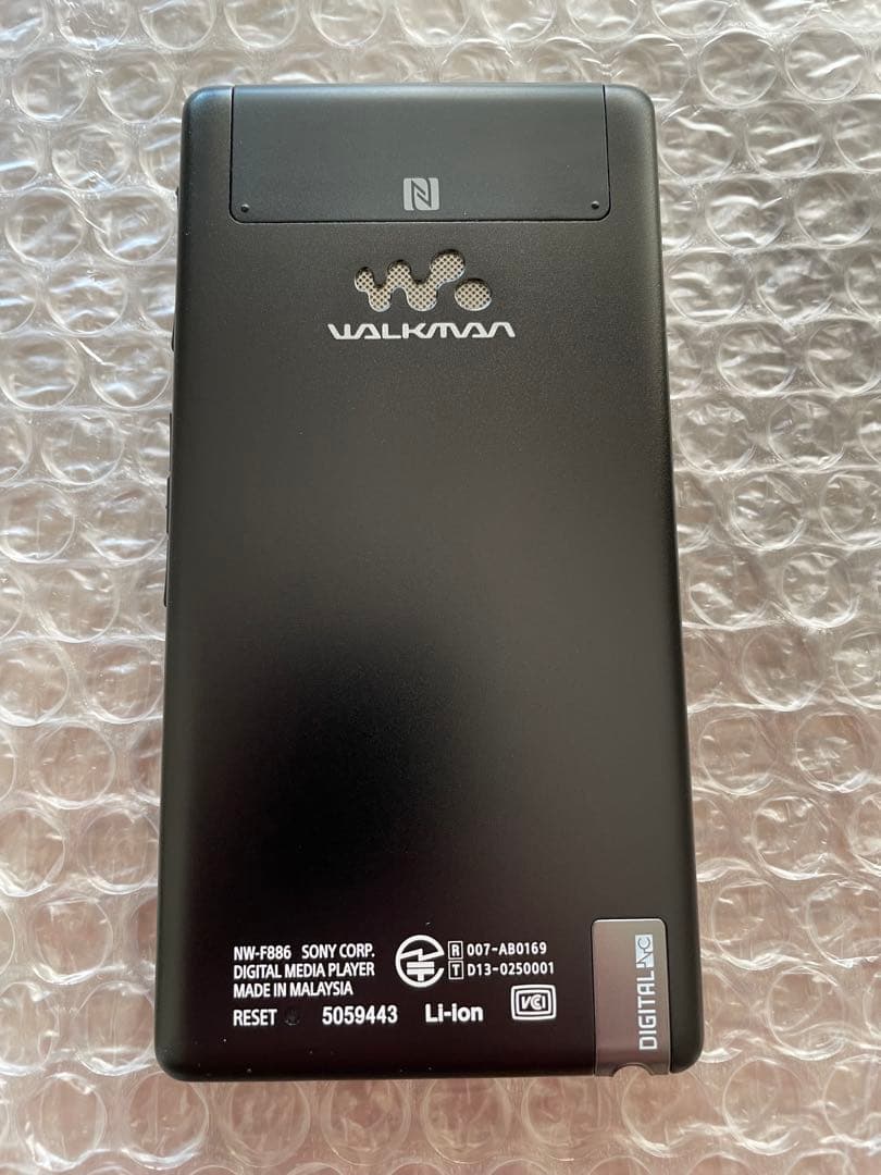 ちば　【美品】SONY ウォークマン NW-F886 32GB ブラック