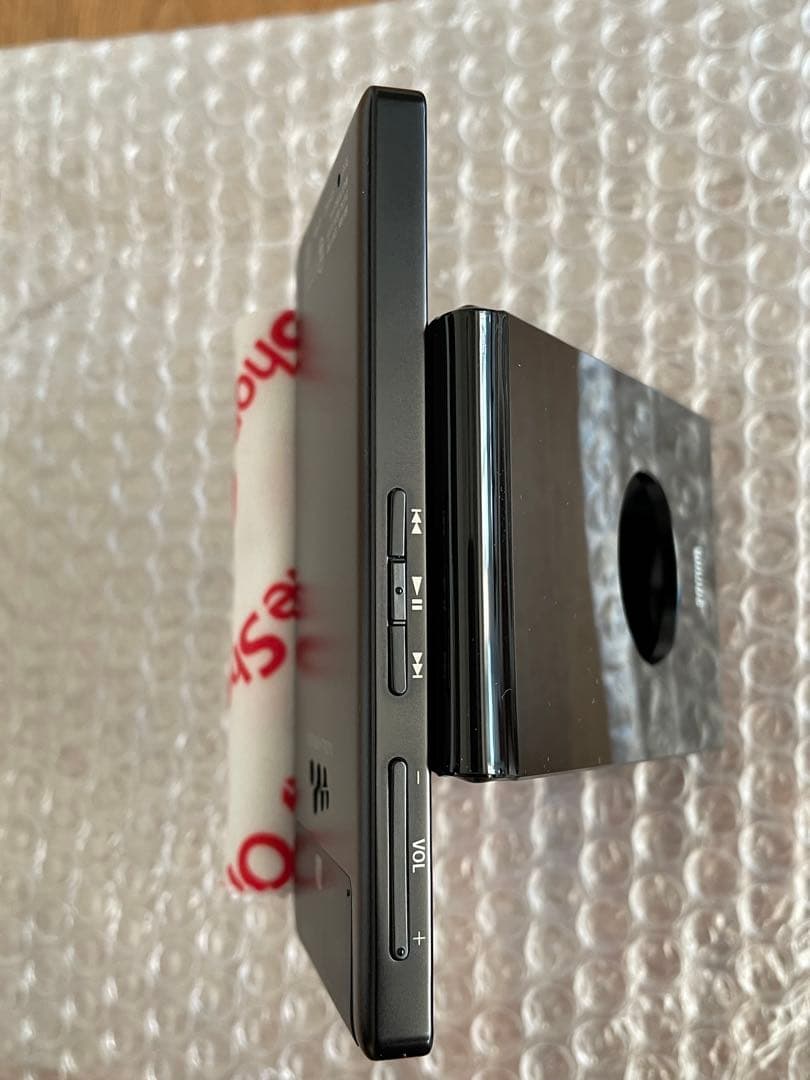 ちば　【美品】SONY ウォークマン NW-F886 32GB ブラック