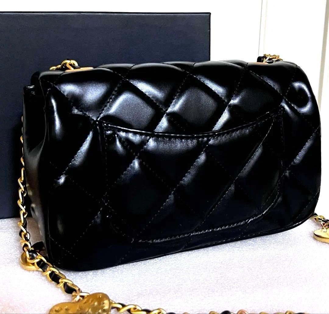非売品⭐️シャネルノベルティショルダーバッグ黒ココマーク　マトラッセハートチャーム