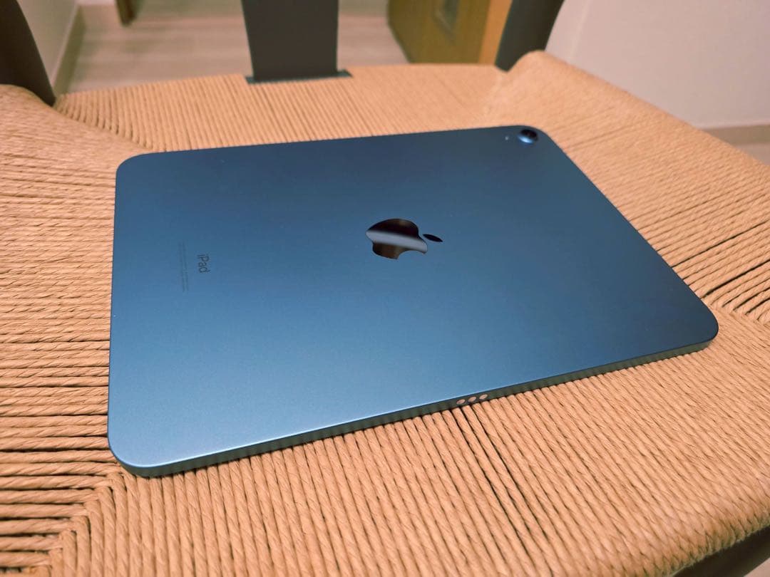 Apple iPad 10.9インチ（第10世代）ブルー
