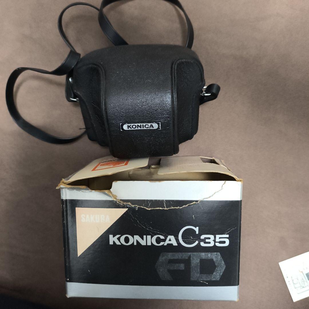 KONICA C35 FD（カメラケース、キャップ、当時の説明書付き）