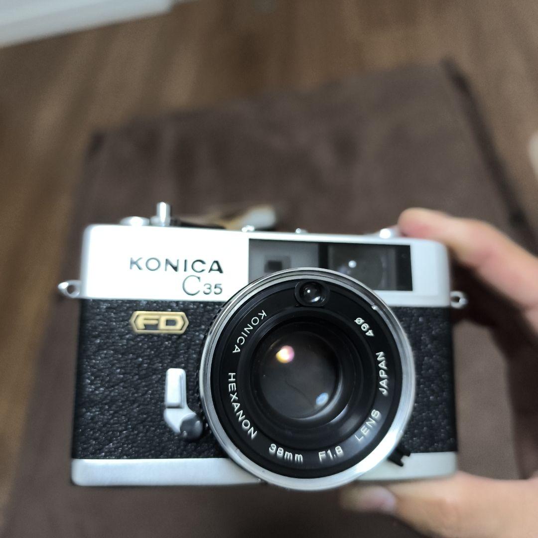 KONICA C35 FD（カメラケース、キャップ、当時の説明書付き）