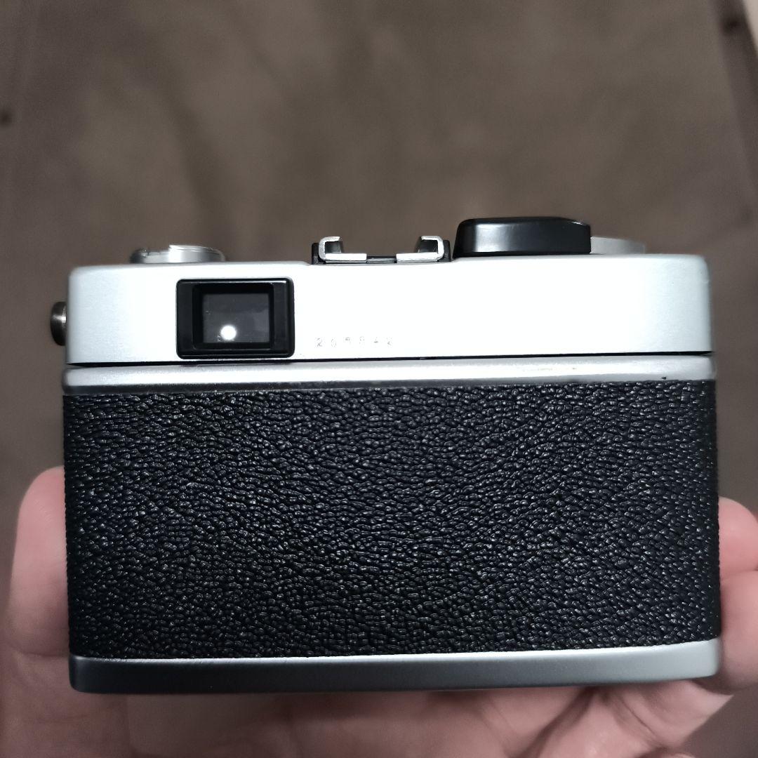 KONICA C35 FD（カメラケース、キャップ、当時の説明書付き）