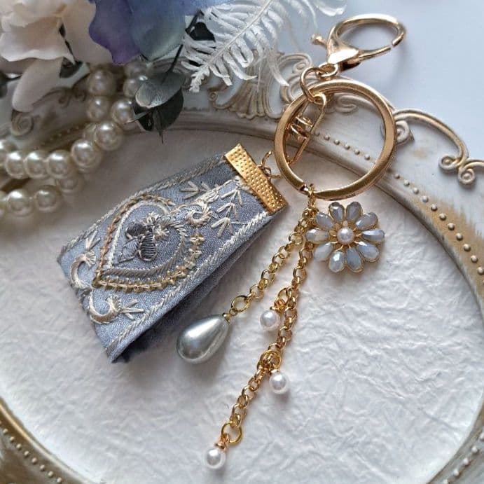 mamerin ♪様お取引中⭐2914⭐❣️大人可愛い華やかアクセ❣️オリジナル