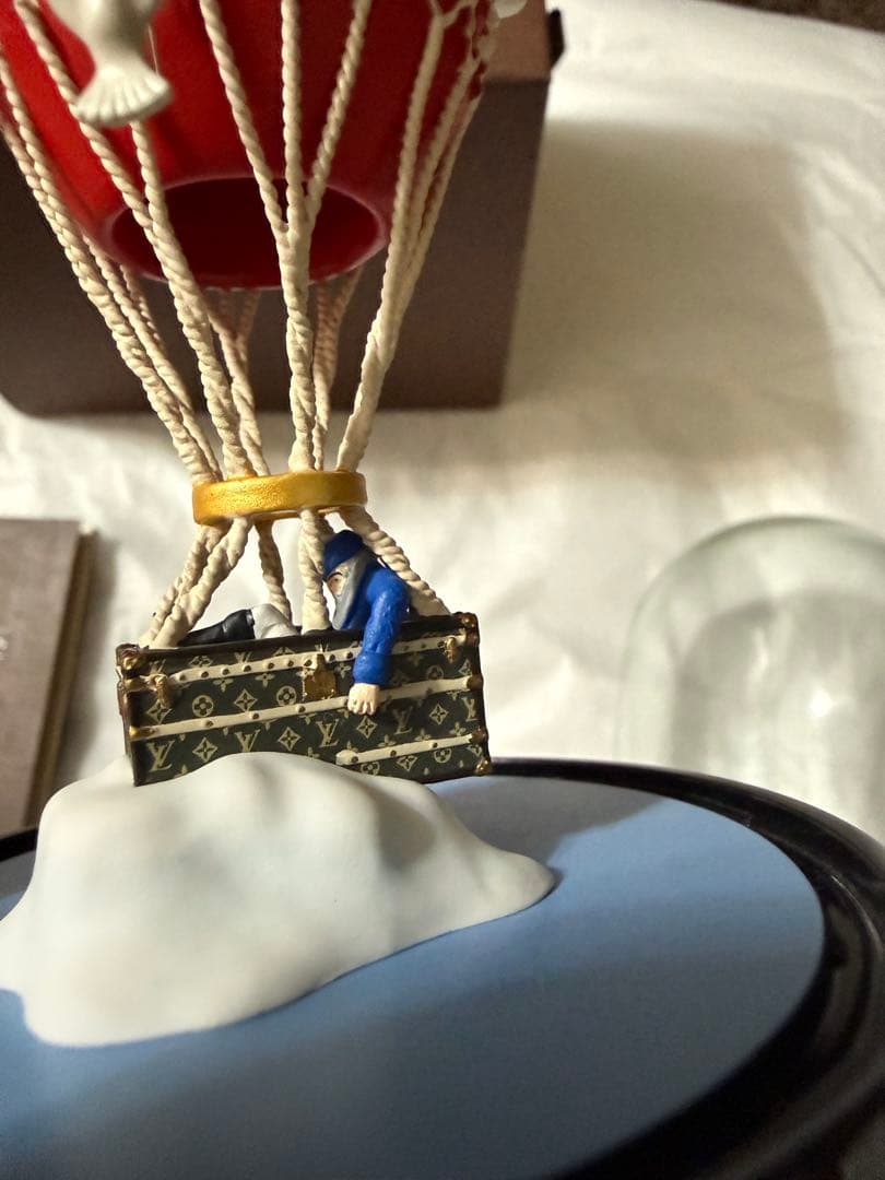 Louis Vuitton 気球オブジェ
