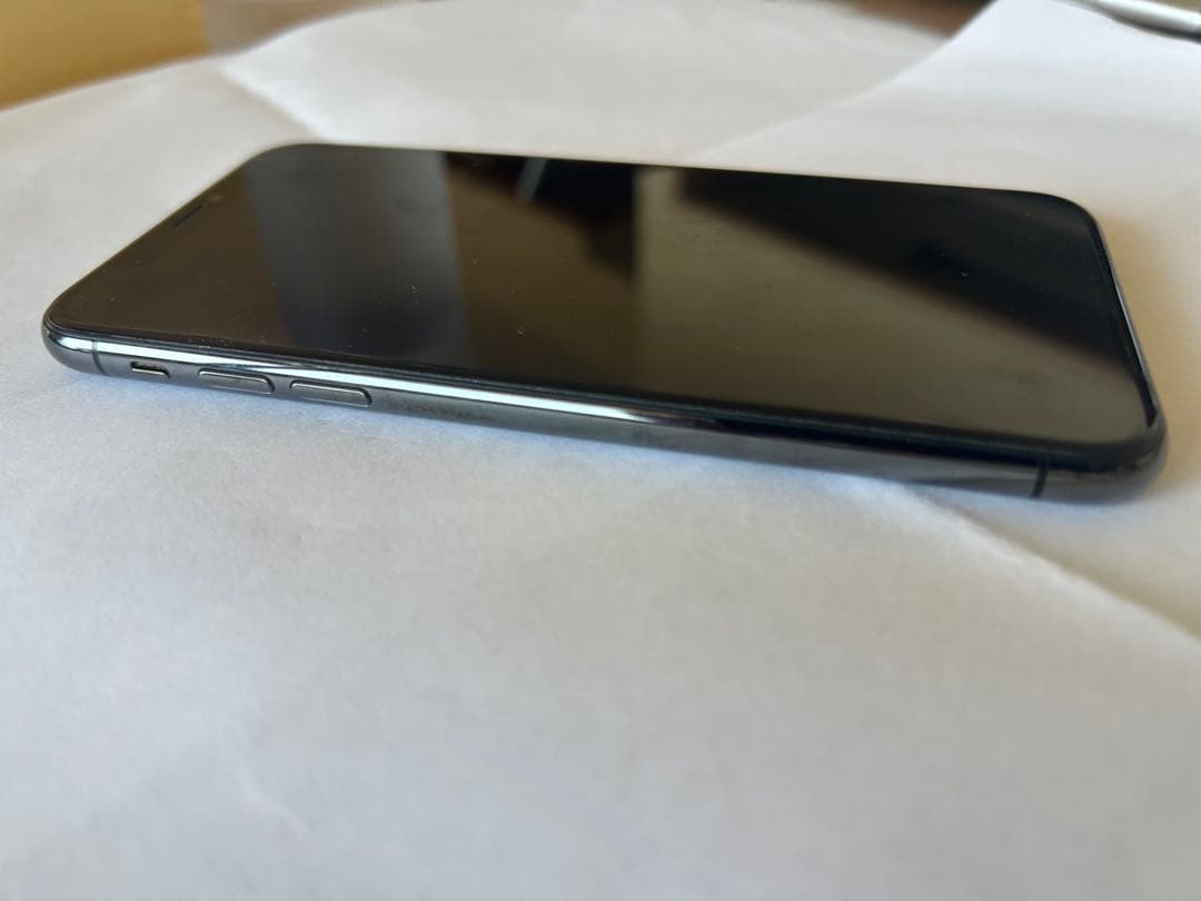 【cm】Iphone X 256GB SIMフリー