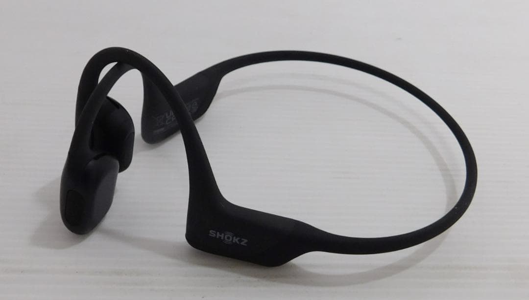 ショックス ワイヤレス 骨伝導イヤホン Shokz OpenRun Pro ②
