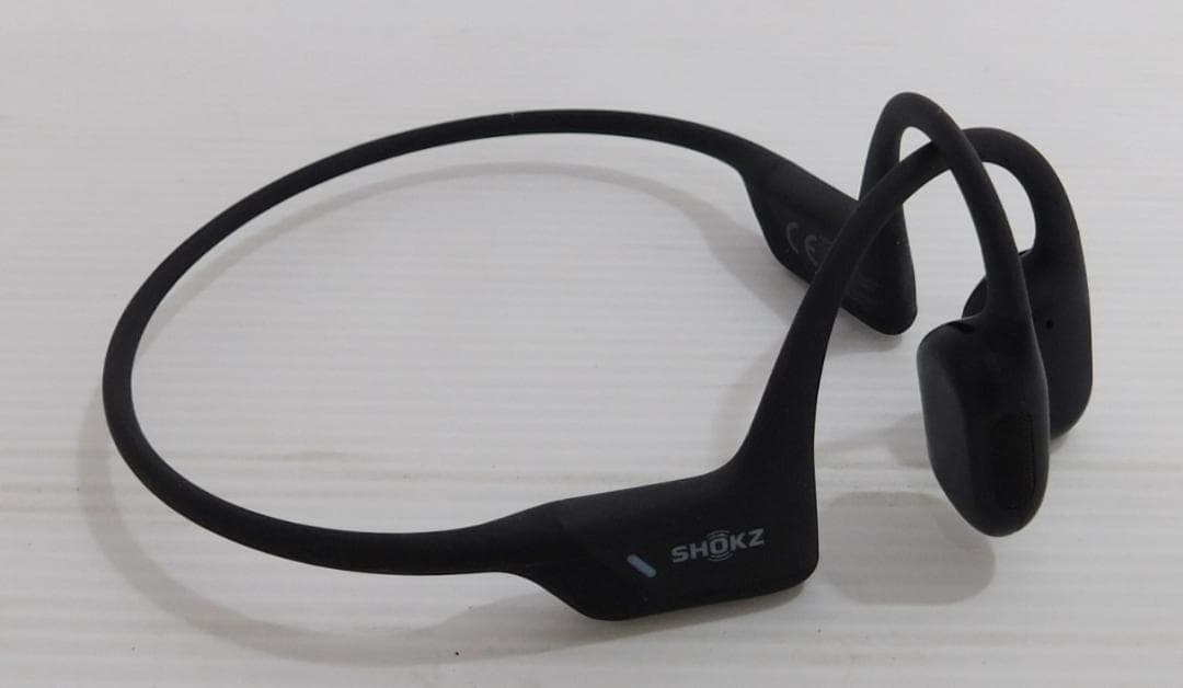 ショックス ワイヤレス 骨伝導イヤホン Shokz OpenRun Pro ②