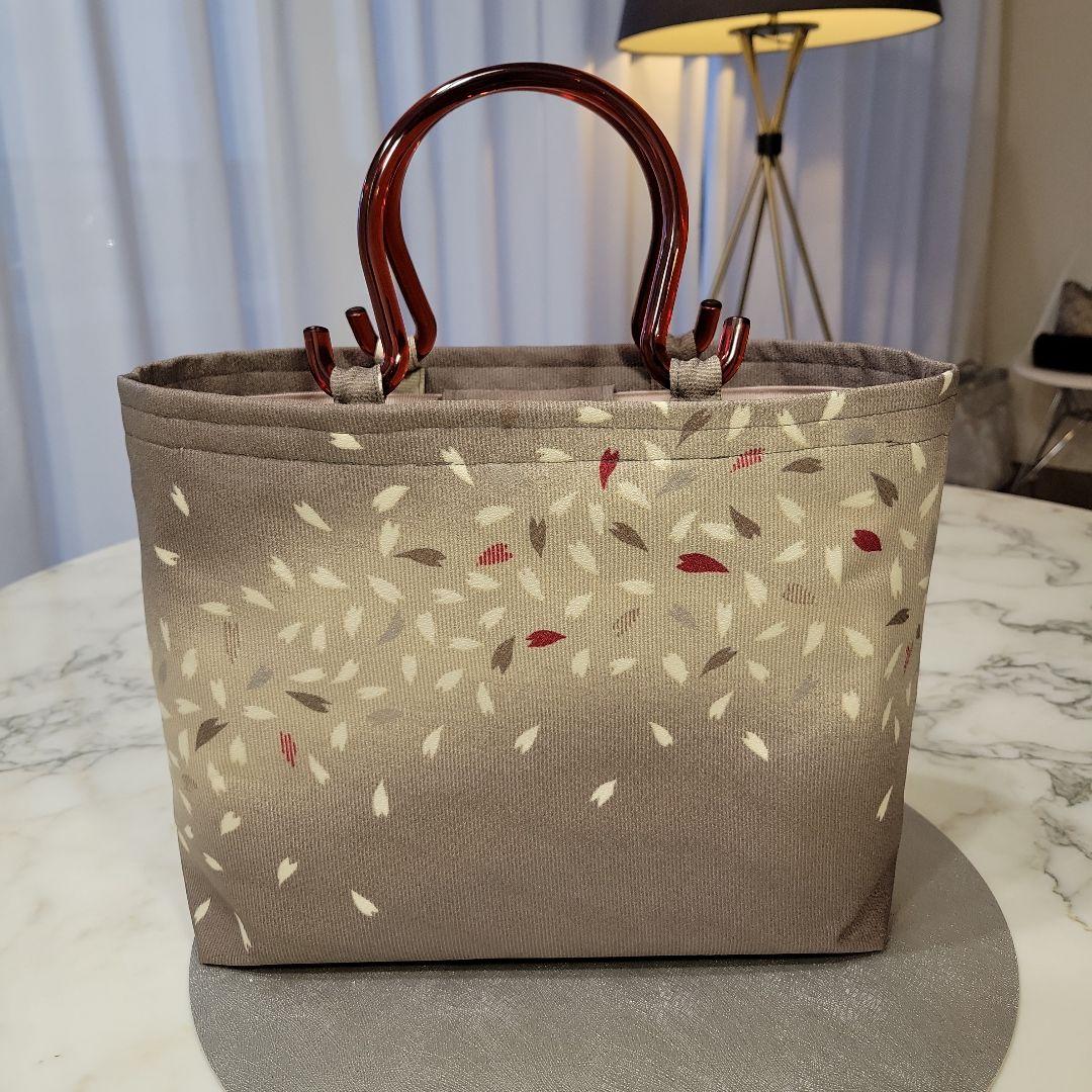 小紋生地リメイク　持ち手　茶色アクリルハンドル　バッグ㊷