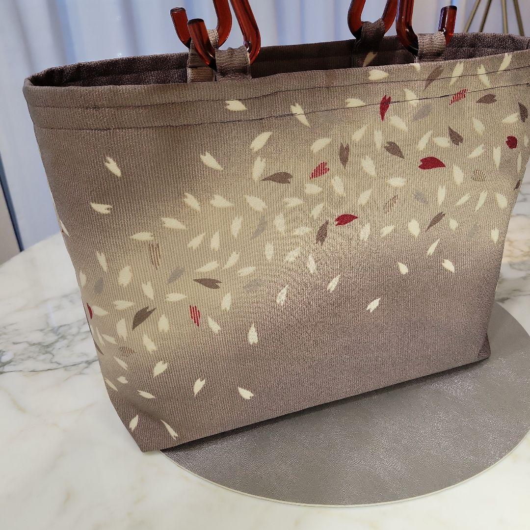 小紋生地リメイク　持ち手　茶色アクリルハンドル　バッグ㊷