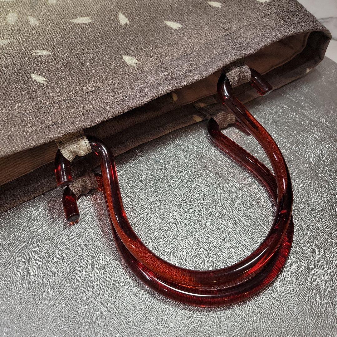 小紋生地リメイク　持ち手　茶色アクリルハンドル　バッグ㊷