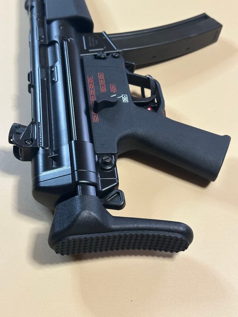 【美品】東京マルイ 次世代電動ガン MP5 A5 バッテリー付き
